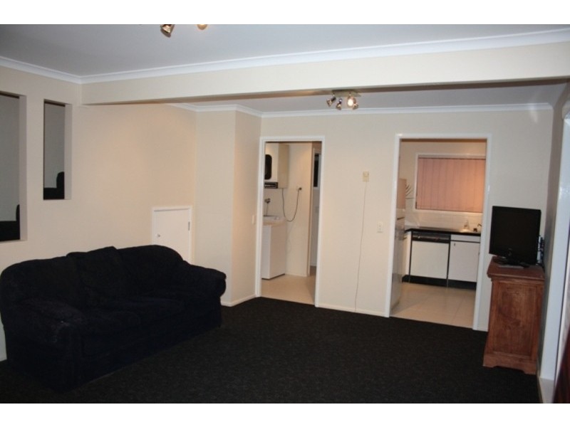 6A/2 Guinevere Court, Bethania QLD 4205