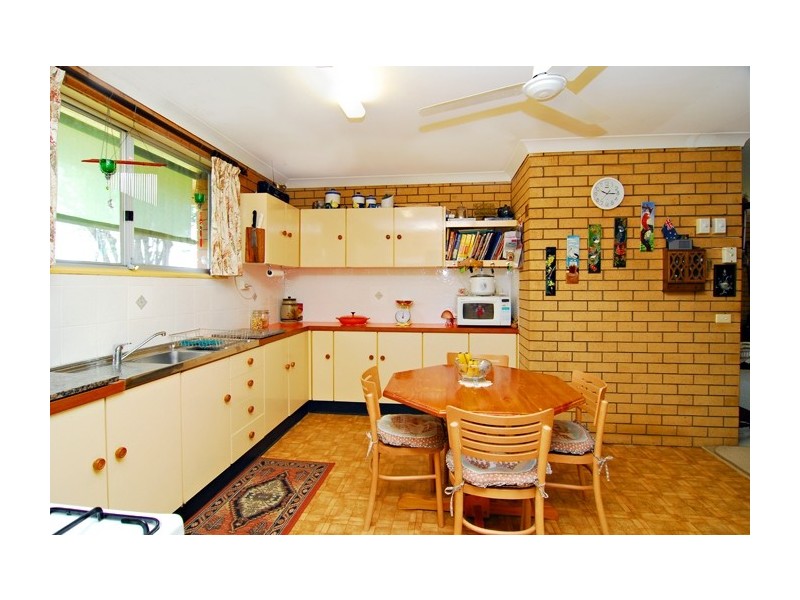 16-26 Beryl Parade, North Maclean QLD 4280