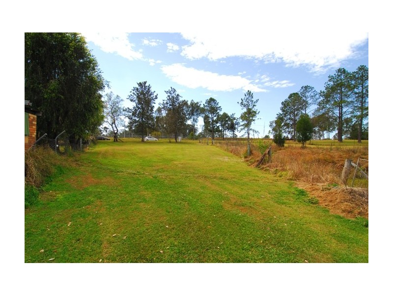 16-26 Beryl Parade, North Maclean QLD 4280