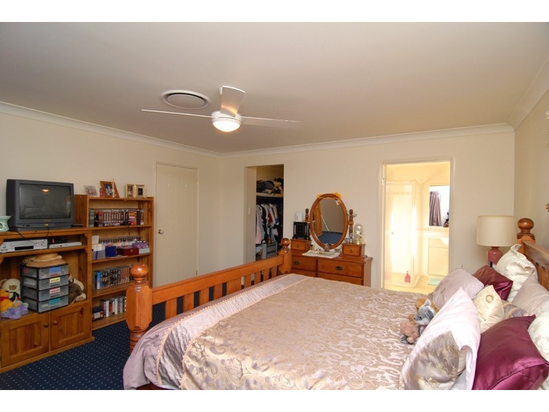 35 Scribbly Gum Court, New Beith QLD 4124