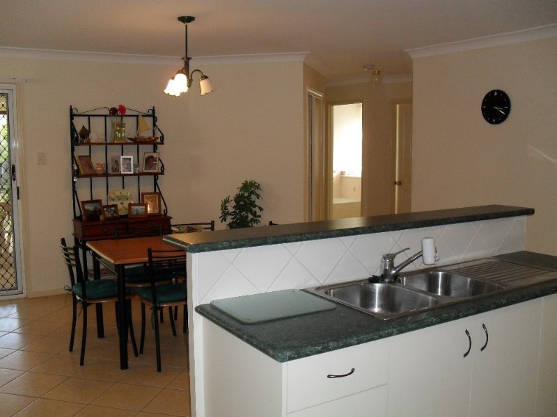 25 Williams Way, Calamvale QLD 4116