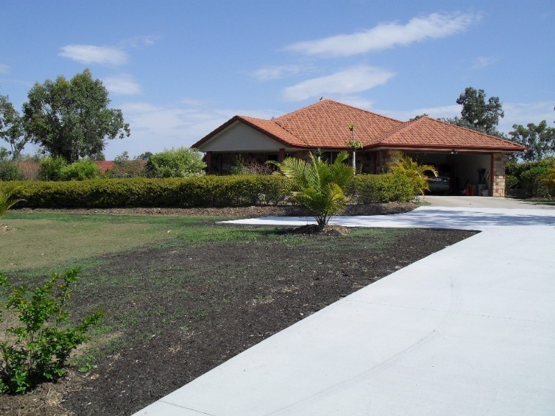 351-353 Equestrian Drive, New Beith QLD 4124