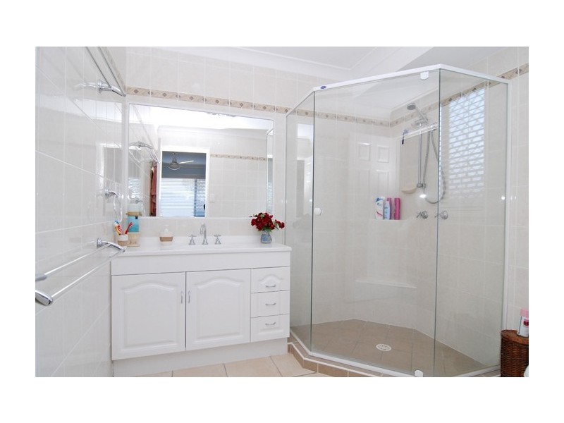 39 Paperbark Crescent, Heathwood QLD 4110