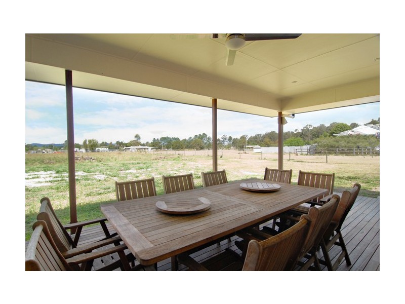 92 Warner Road, Chambers Flat QLD 4133