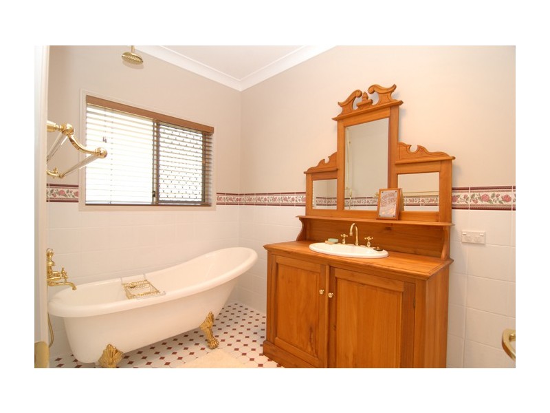 92 Warner Road, Chambers Flat QLD 4133