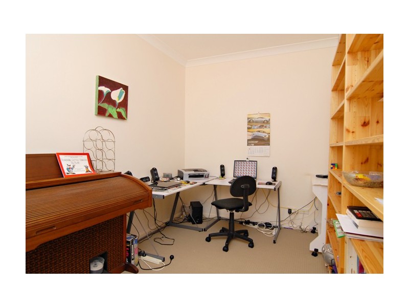 4 Diamondy Close, Forest Lake QLD 4078