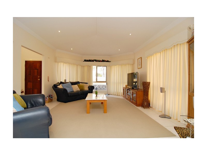 4 Diamondy Close, Forest Lake QLD 4078