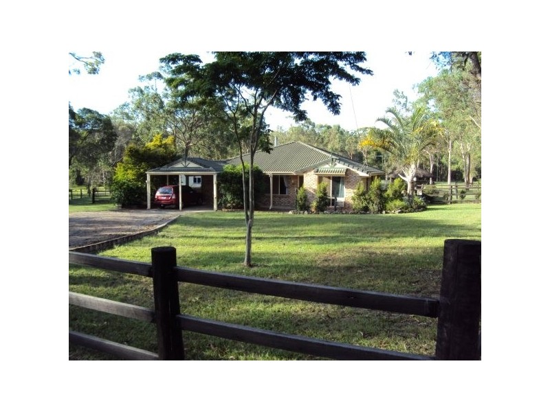 27 Belvedere Court, Chambers Flat QLD 4133