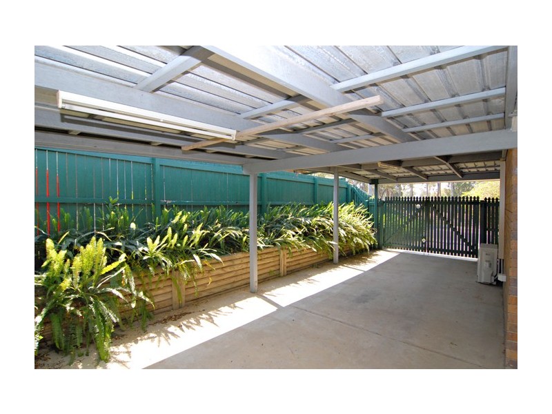 8 Timperley Court, Marsden QLD 4132