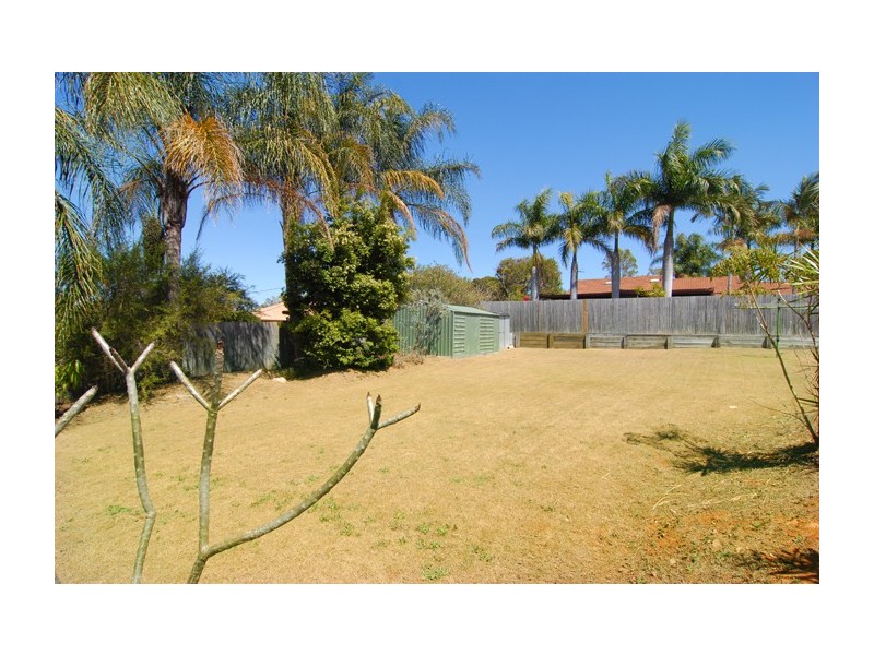 10 Beaufortia Court, Regents Park QLD 4118