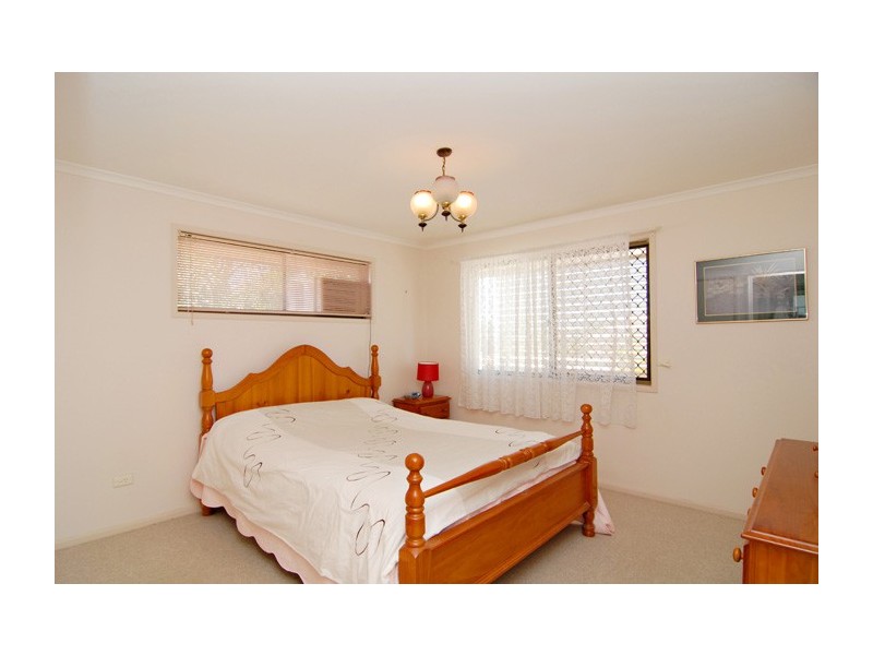 42 Vergulde Road, Regents Park QLD 4118