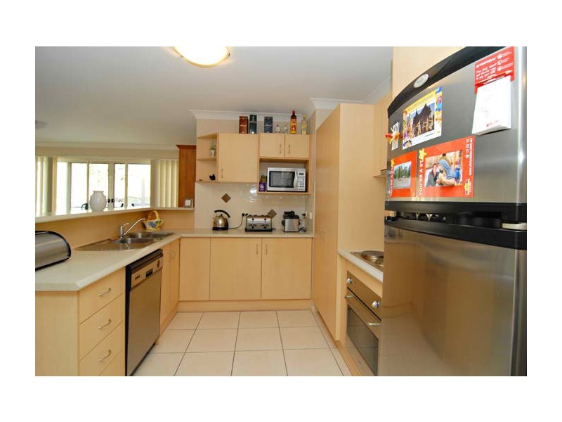 16 Dove Place, Springfield QLD 4300