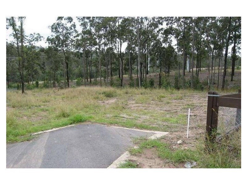 219 Spinebill Drive, Greenbank QLD 4124