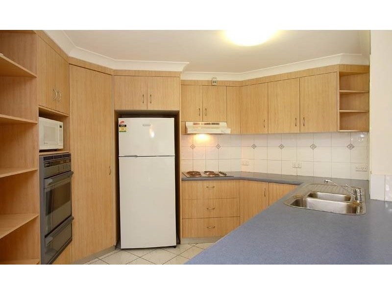 104 Parkroyal Crescent, Regents Park QLD 4118