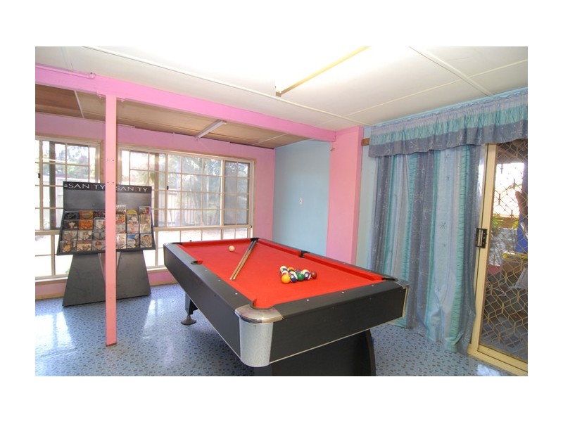 4 Montrose Avenue, Bethania QLD 4205