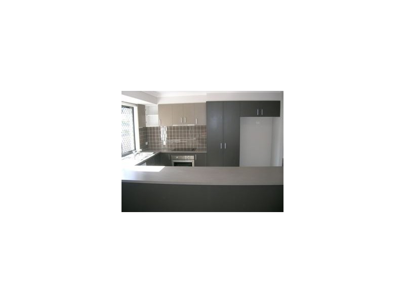 11 Juniper Street, Heathwood QLD 4110