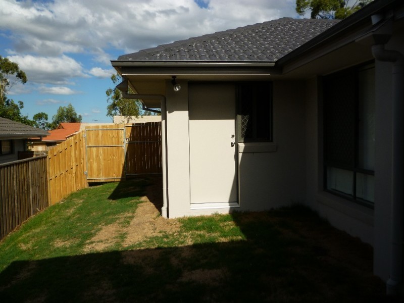 11 Juniper Street, Heathwood QLD 4110