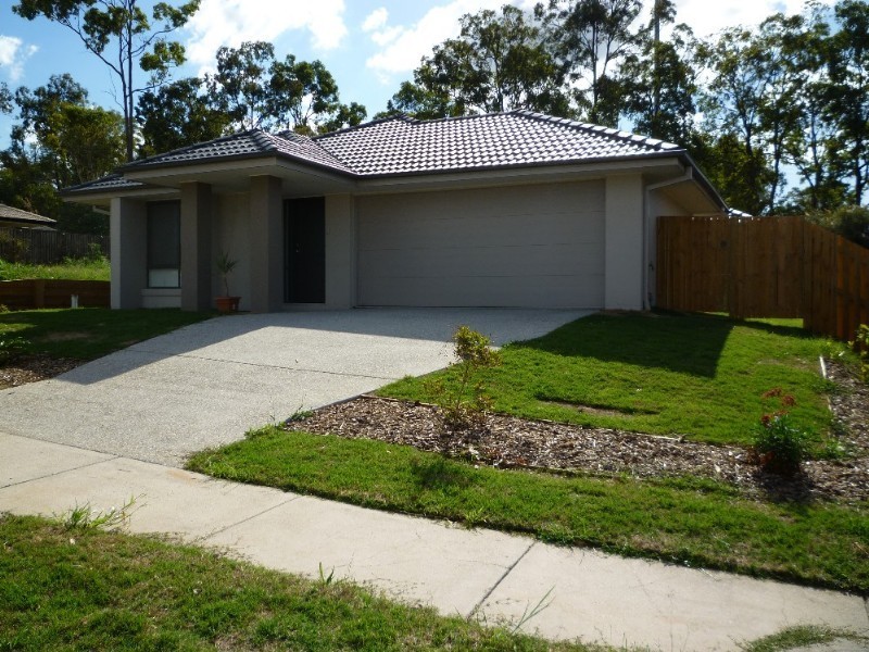 11 Juniper Street, Heathwood QLD 4110