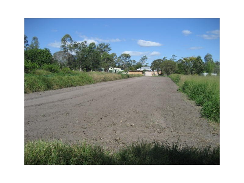 220 Rosia Road, Park Ridge QLD 4125