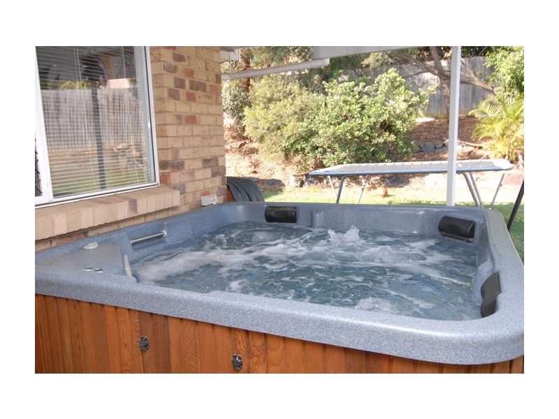73 Sharpless Road, Springfield QLD 4300