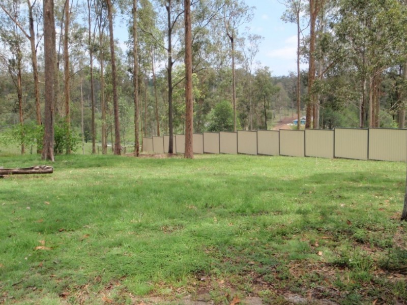 23 Oakleigh Court, Woodhill QLD 4285