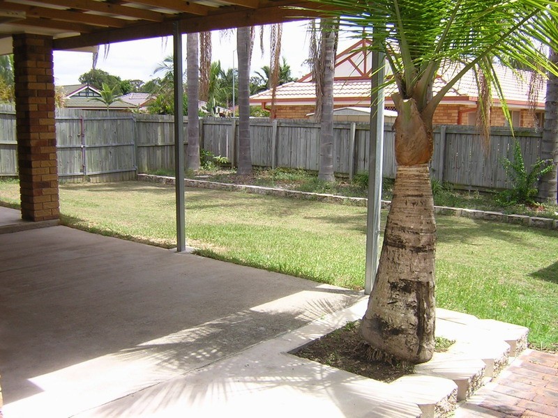 35 Thistle Street, Regents Park QLD 4118