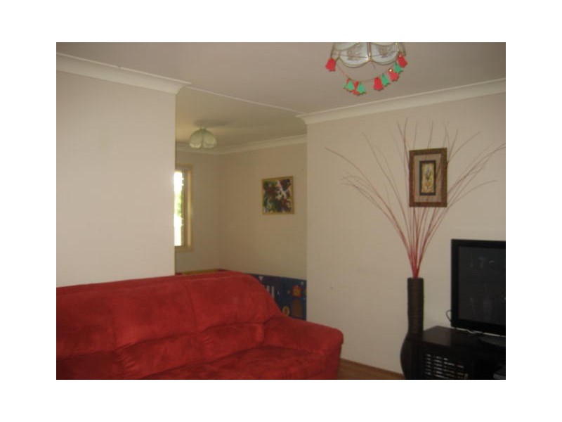 70 Fifth Avenue, Browns Plains QLD 4118