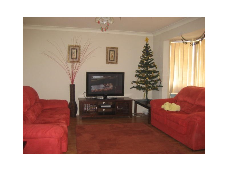 70 Fifth Avenue, Browns Plains QLD 4118