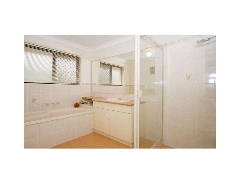 17 High Peak Crescent, Springfield QLD 4300