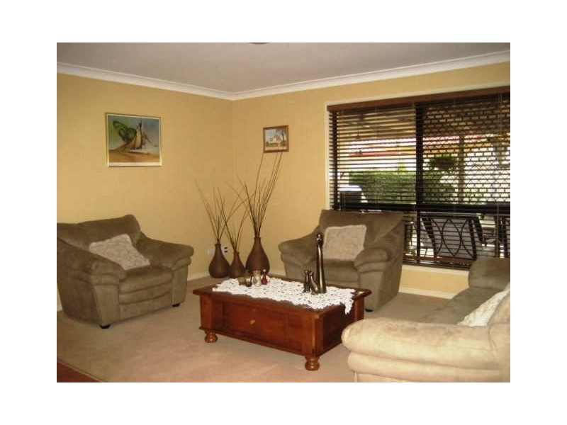17 High Peak Crescent, Springfield QLD 4300