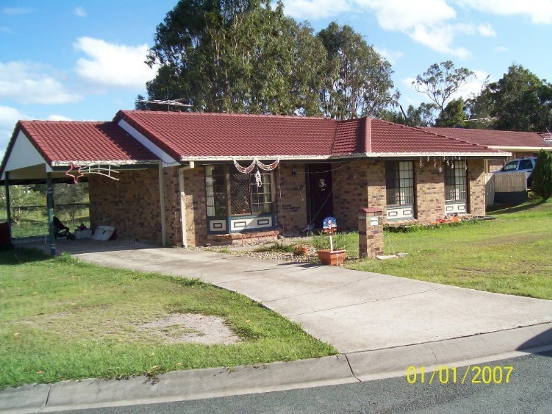 7 Maggie Court, Edens Landing QLD 4207