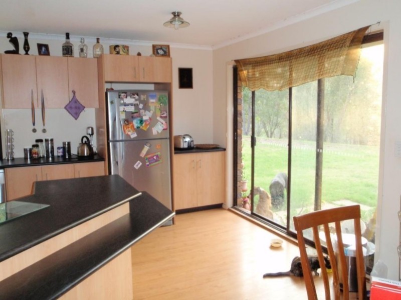 42 Samantha Road, Cedar Vale QLD 4285