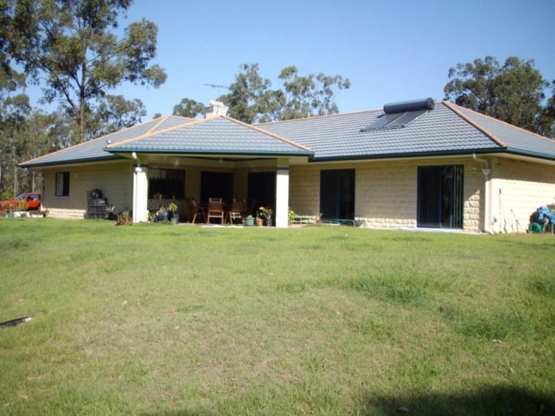 68 Spinebill Drive, Greenbank QLD 4124
