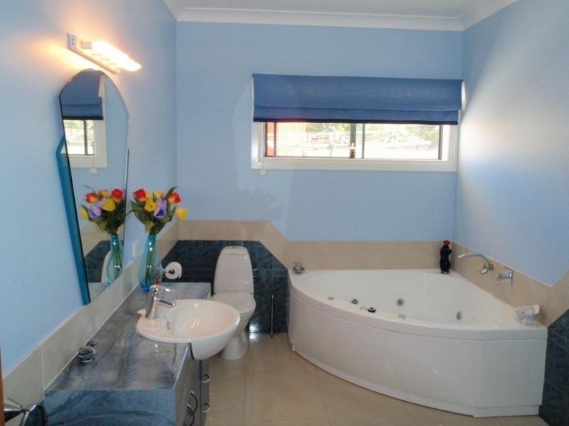68 Spinebill Drive, Greenbank QLD 4124