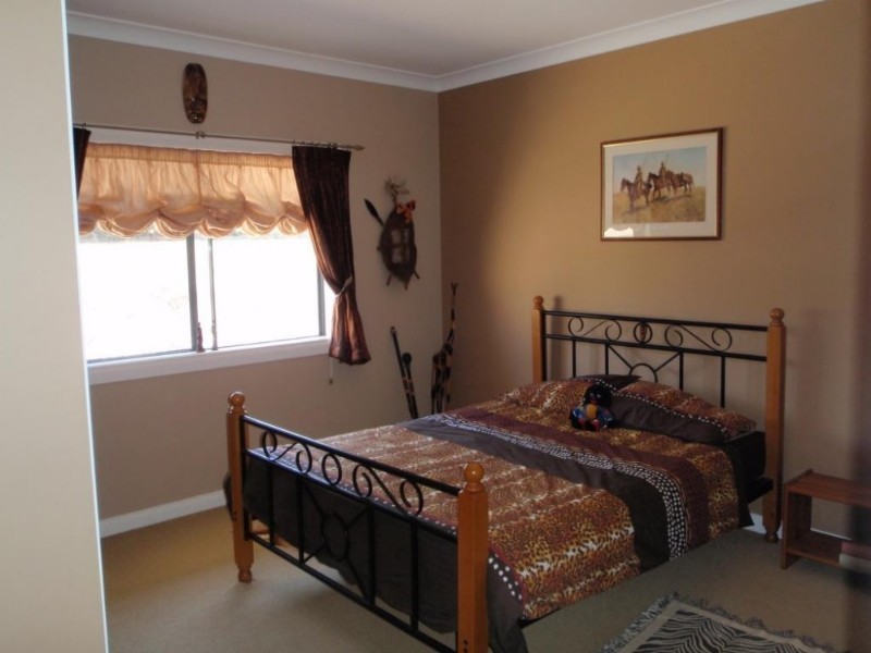 68 Spinebill Drive, Greenbank QLD 4124