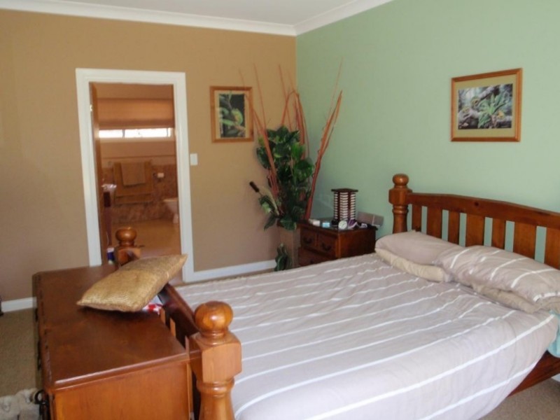 68 Spinebill Drive, Greenbank QLD 4124