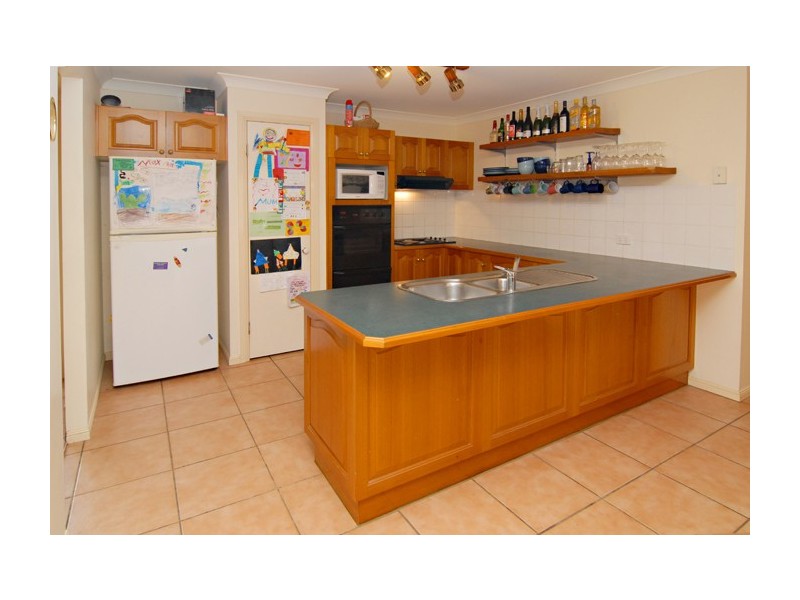 9 Potaroo Ct, Greenbank QLD 4124