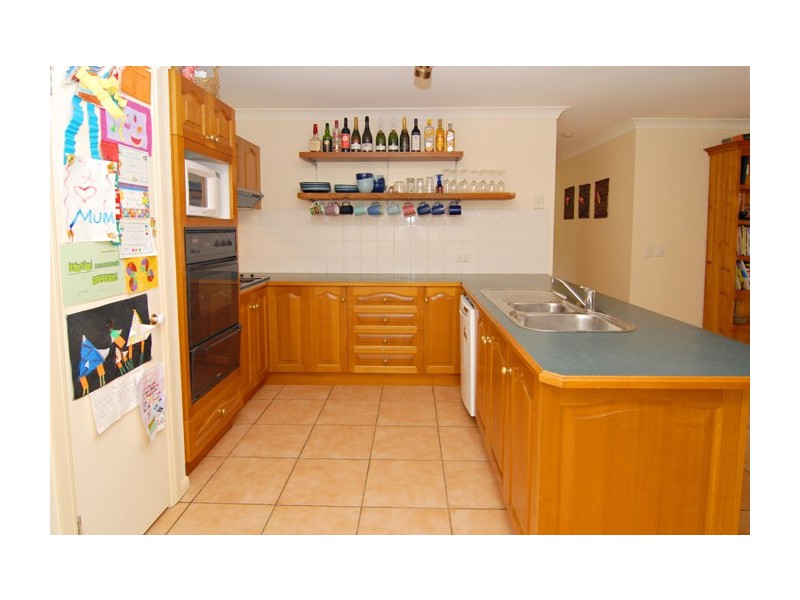 9 Potaroo Ct, Greenbank QLD 4124
