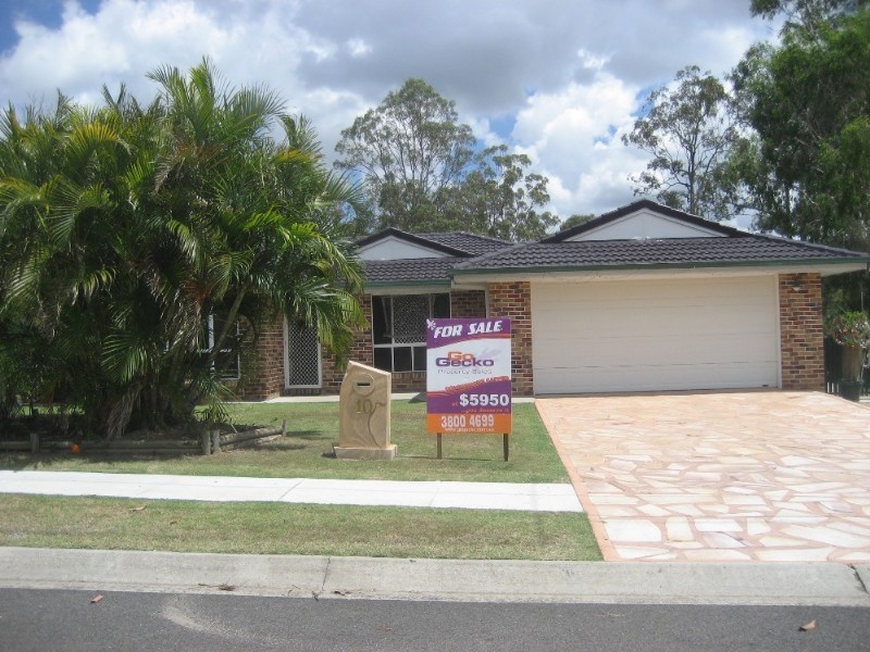 10 Acorus Court, Regents Park QLD 4118