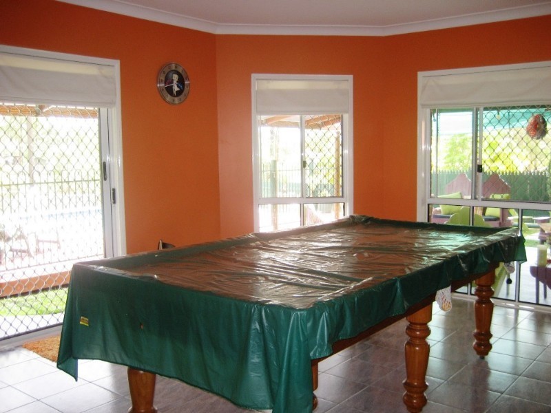 10 Acorus Court, Regents Park QLD 4118