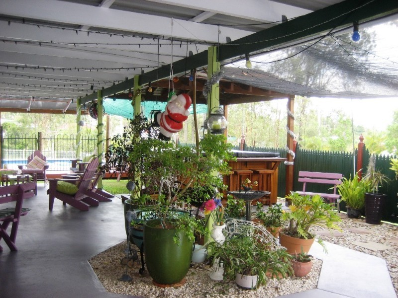 10 Acorus Court, Regents Park QLD 4118