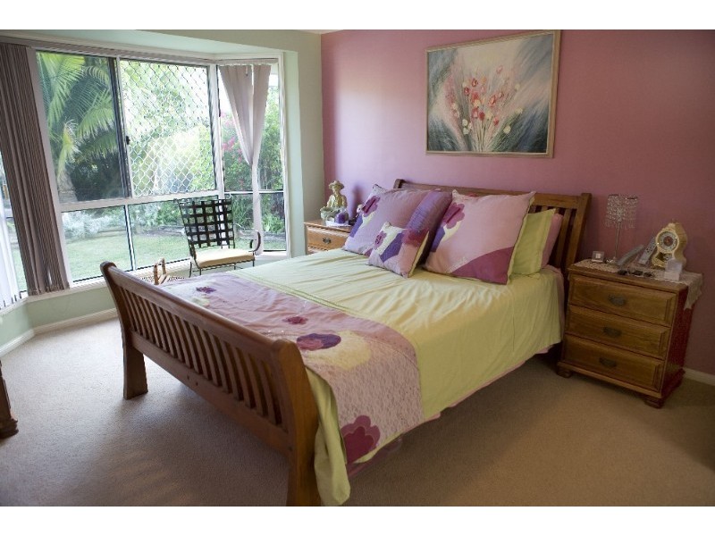 10 Acorus Court, Regents Park QLD 4118