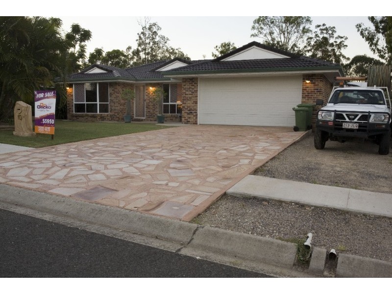 10 Acorus Court, Regents Park QLD 4118