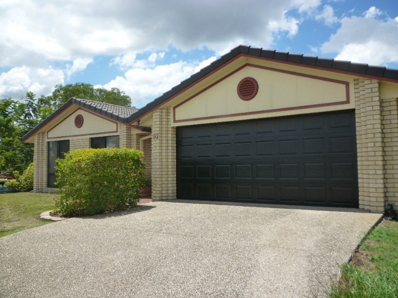 92 Daintree Drive, Parkinson QLD 4115