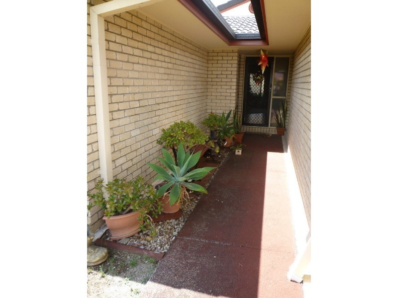 92 Daintree Drive, Parkinson QLD 4115