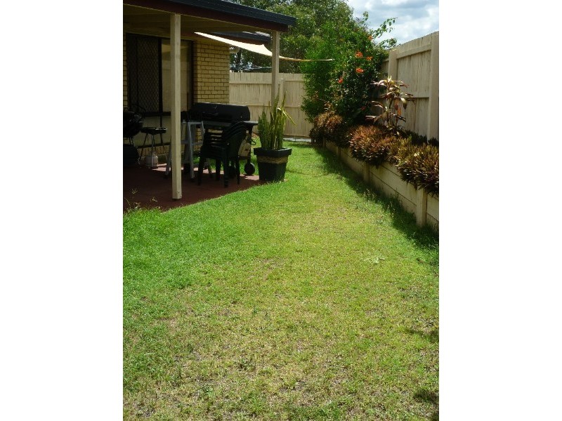 92 Daintree Drive, Parkinson QLD 4115