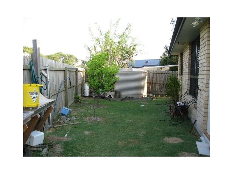 16 Lake Cooloola Court, Logan Reserve QLD 4133