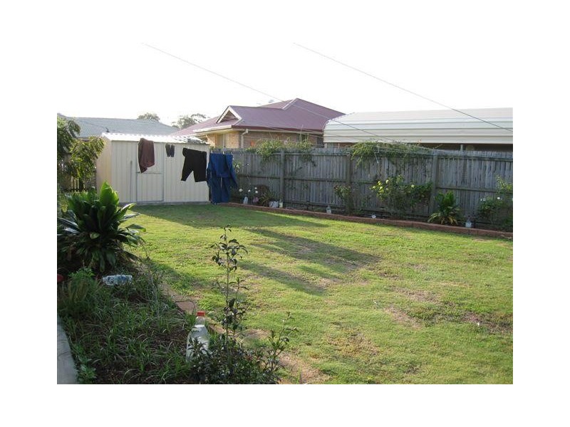 16 Lake Cooloola Court, Logan Reserve QLD 4133