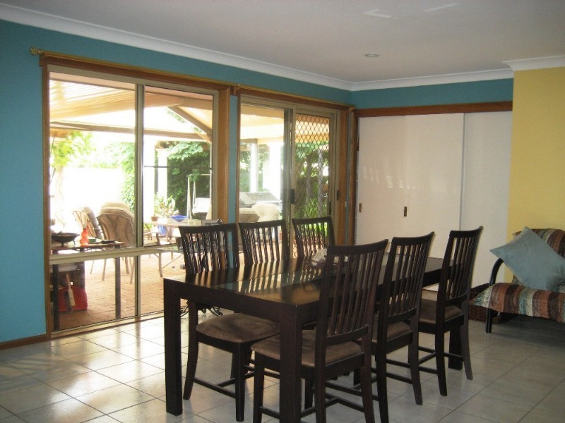 117 Castile Crescent, Edens Landing QLD 4207