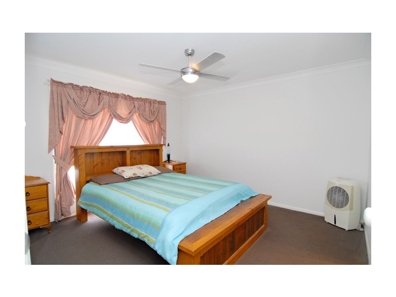 61 Alvine Drive, Eagleby QLD 4207